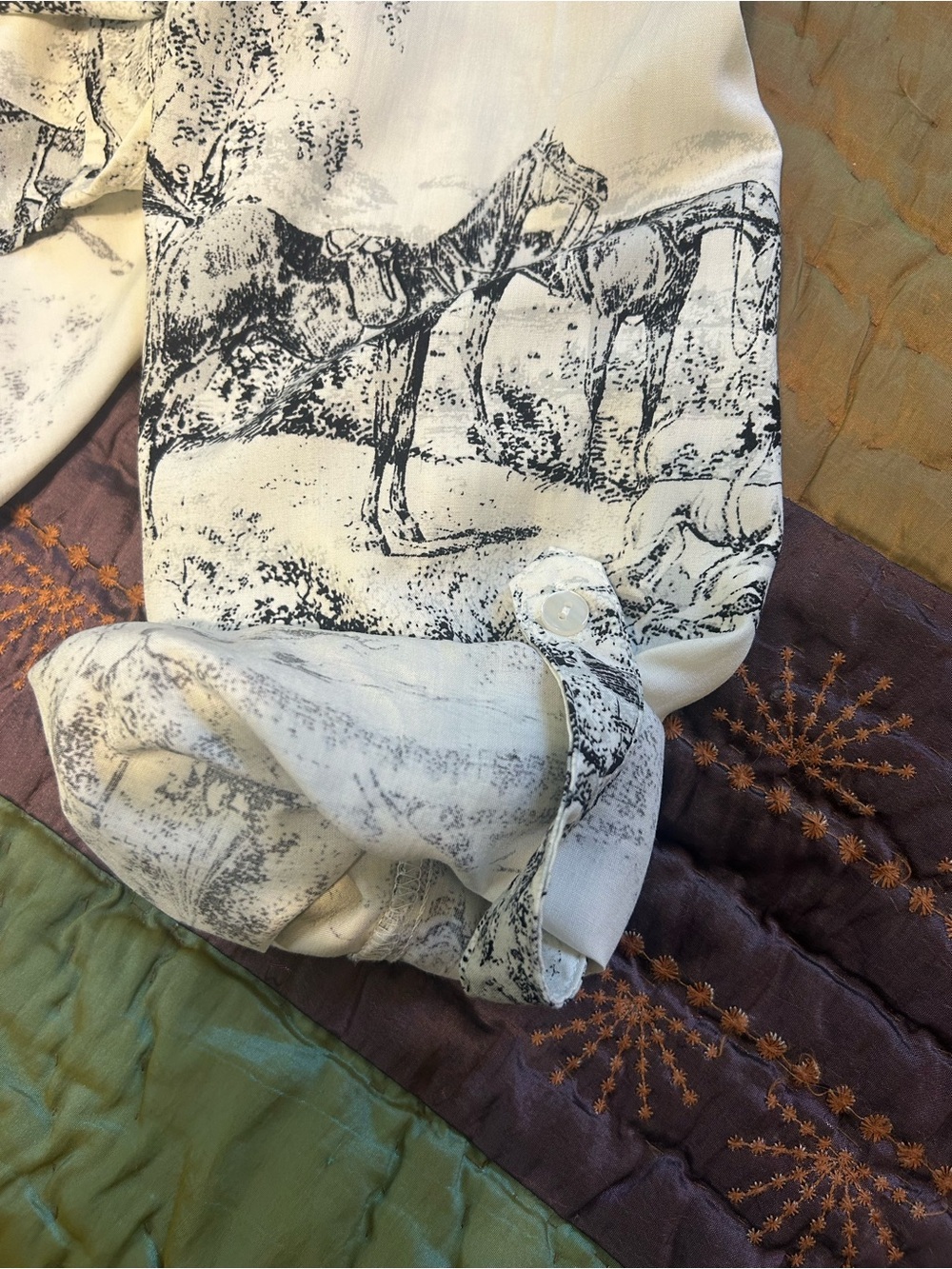 Jane + Delancey Horse Equestrian Toile Button Down Blouse XL - Picture 9 of 13